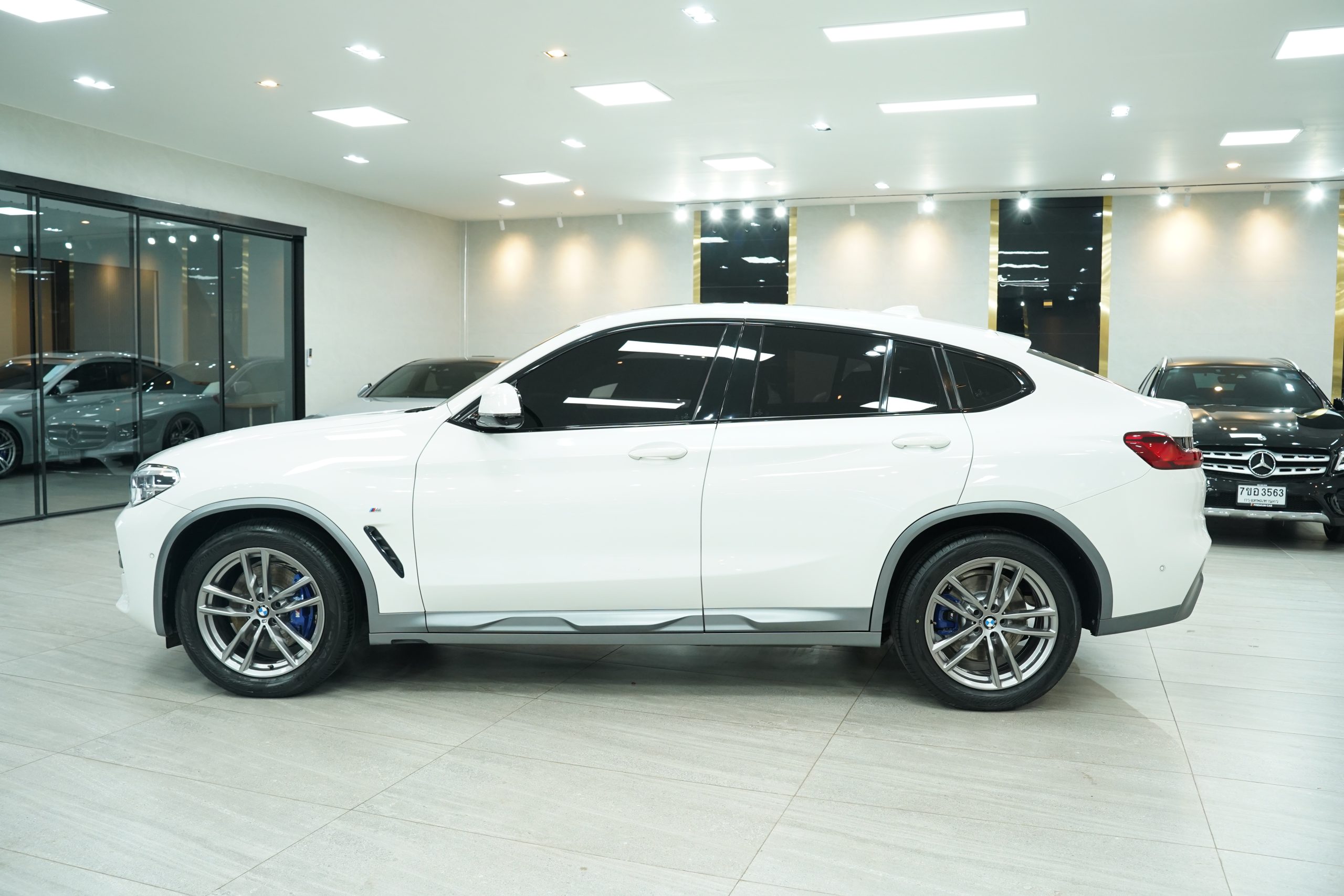 2022 BMW X4 xDrive20d M Sport - Image 5