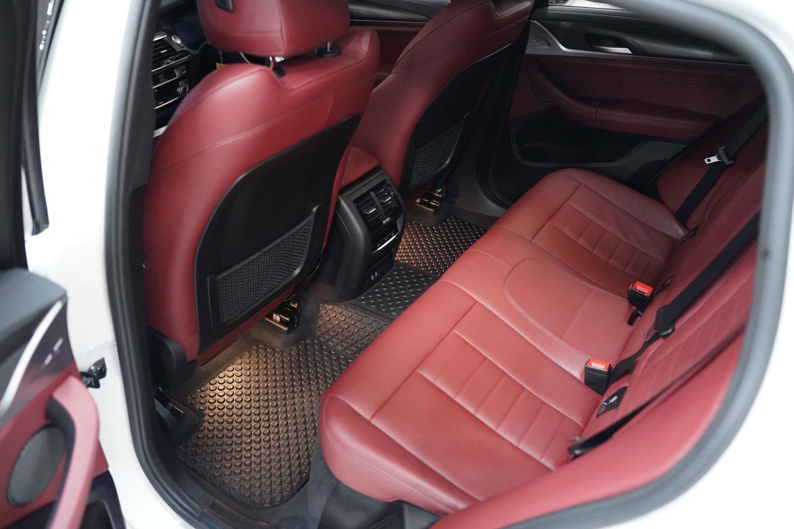 2022 BMW X4 xDrive20d M Sport - Image 12