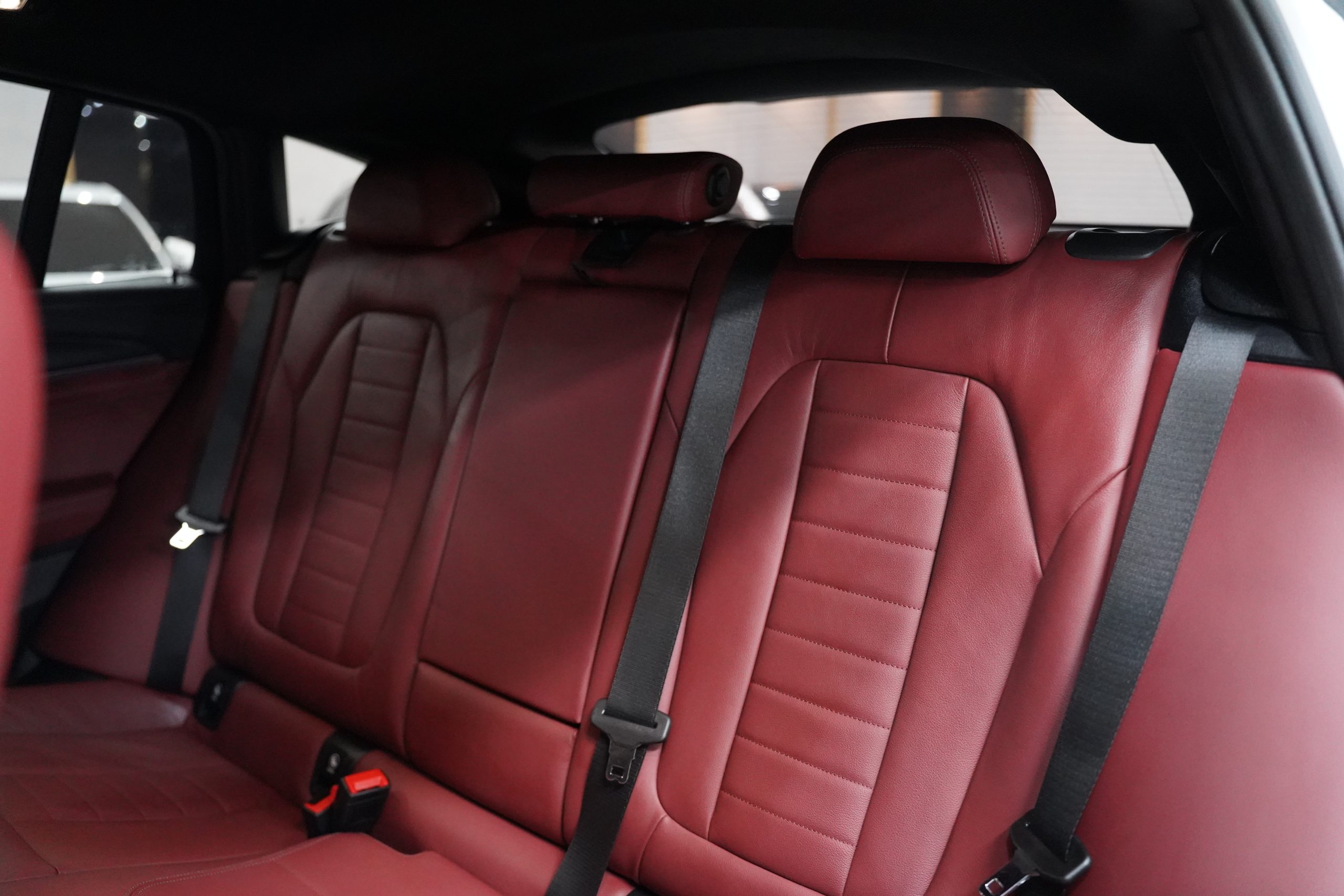 2022 BMW X4 xDrive20d M Sport - Image 13