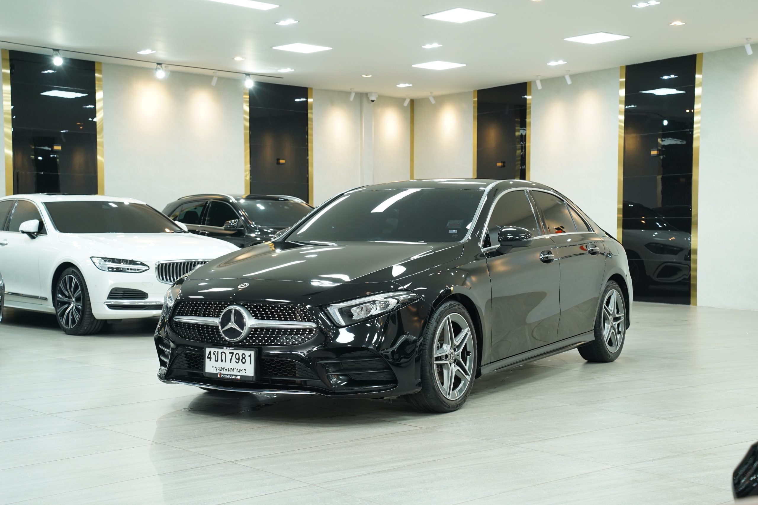 2023 Mercedes-Benz A200 AMG Dynamic - Image 4