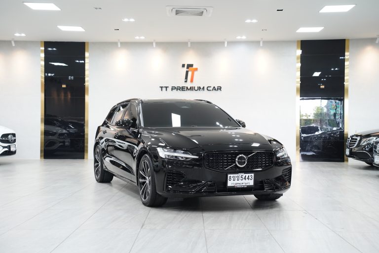 2023 V60 Recharge Plug-in Hybrid T8 Plus Dark