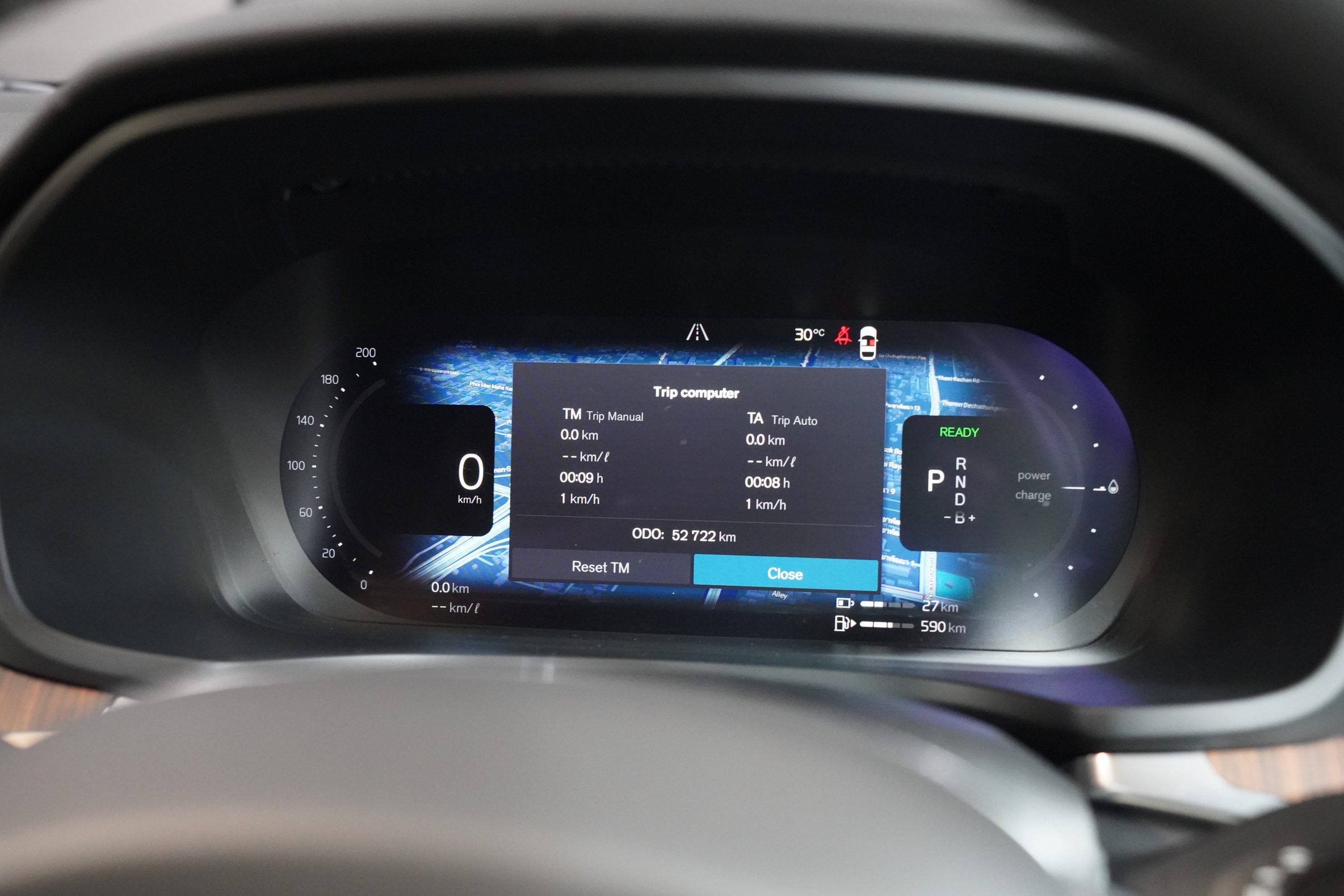 2023 V60 Recharge Plug-in Hybrid T8 Plus Dark - Image 21