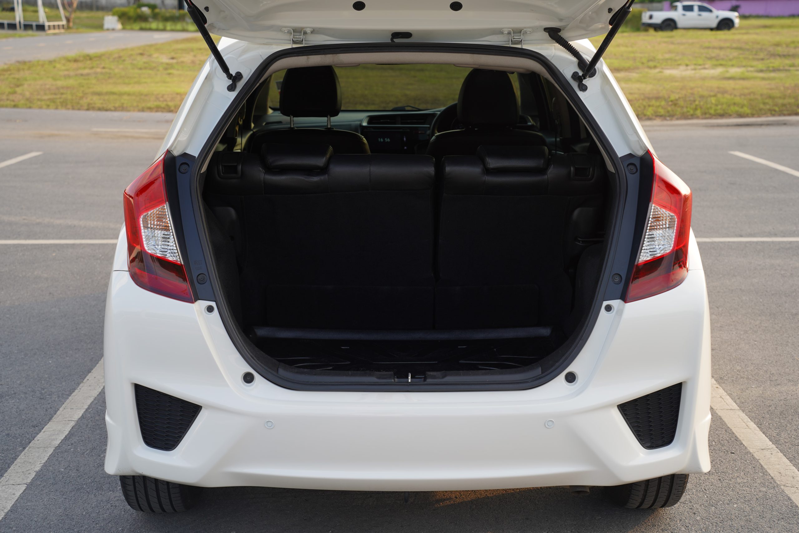 2015 Honda Jazz GK รุ่น SV - Image 13