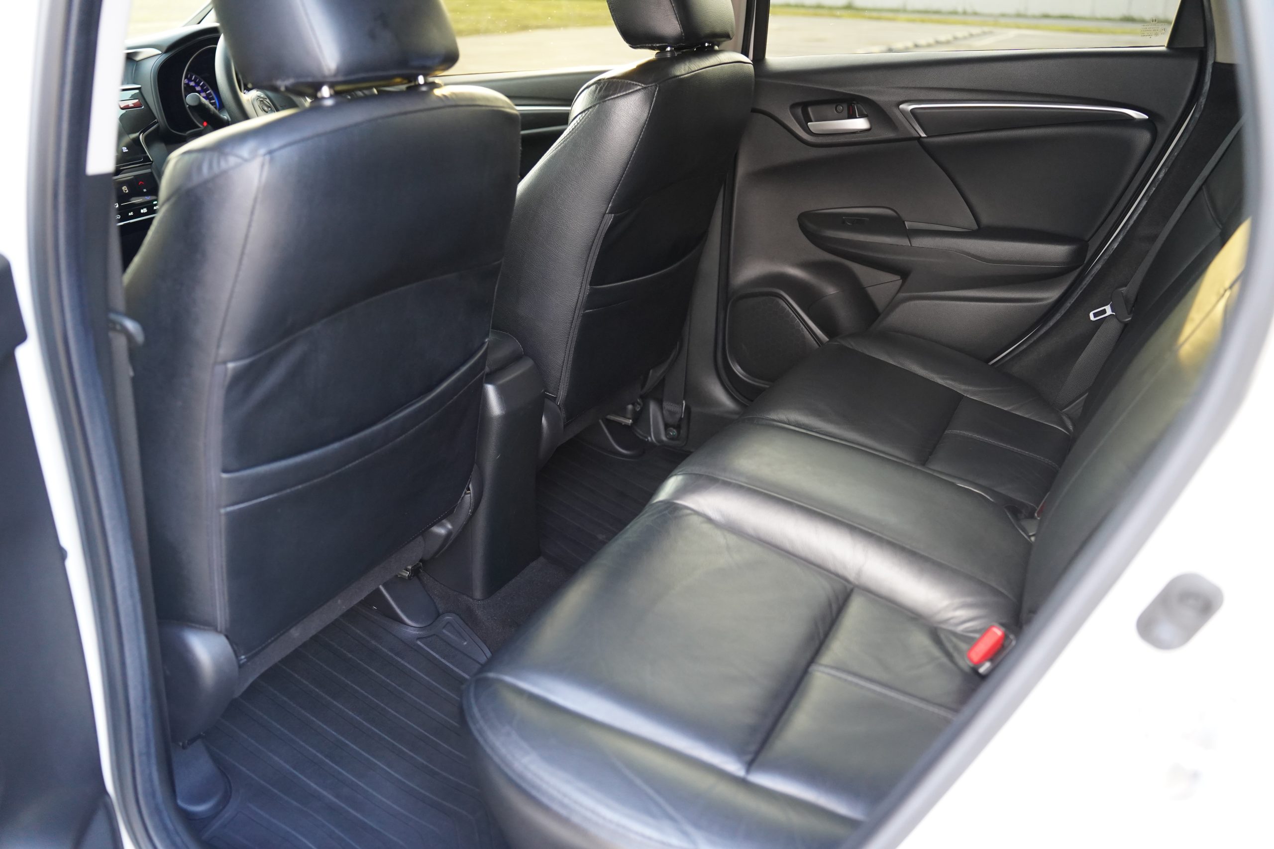 2015 Honda Jazz GK รุ่น SV - Image 18