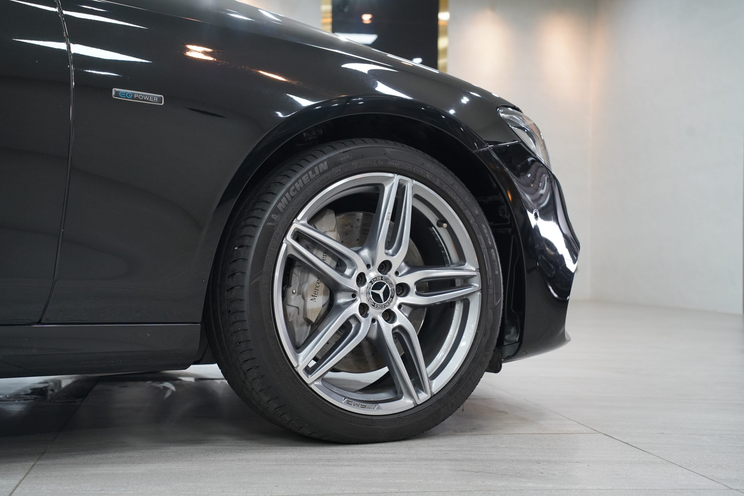 2019 Mercedes-Benz E350e AMG Dynamic (W213) - Image 10