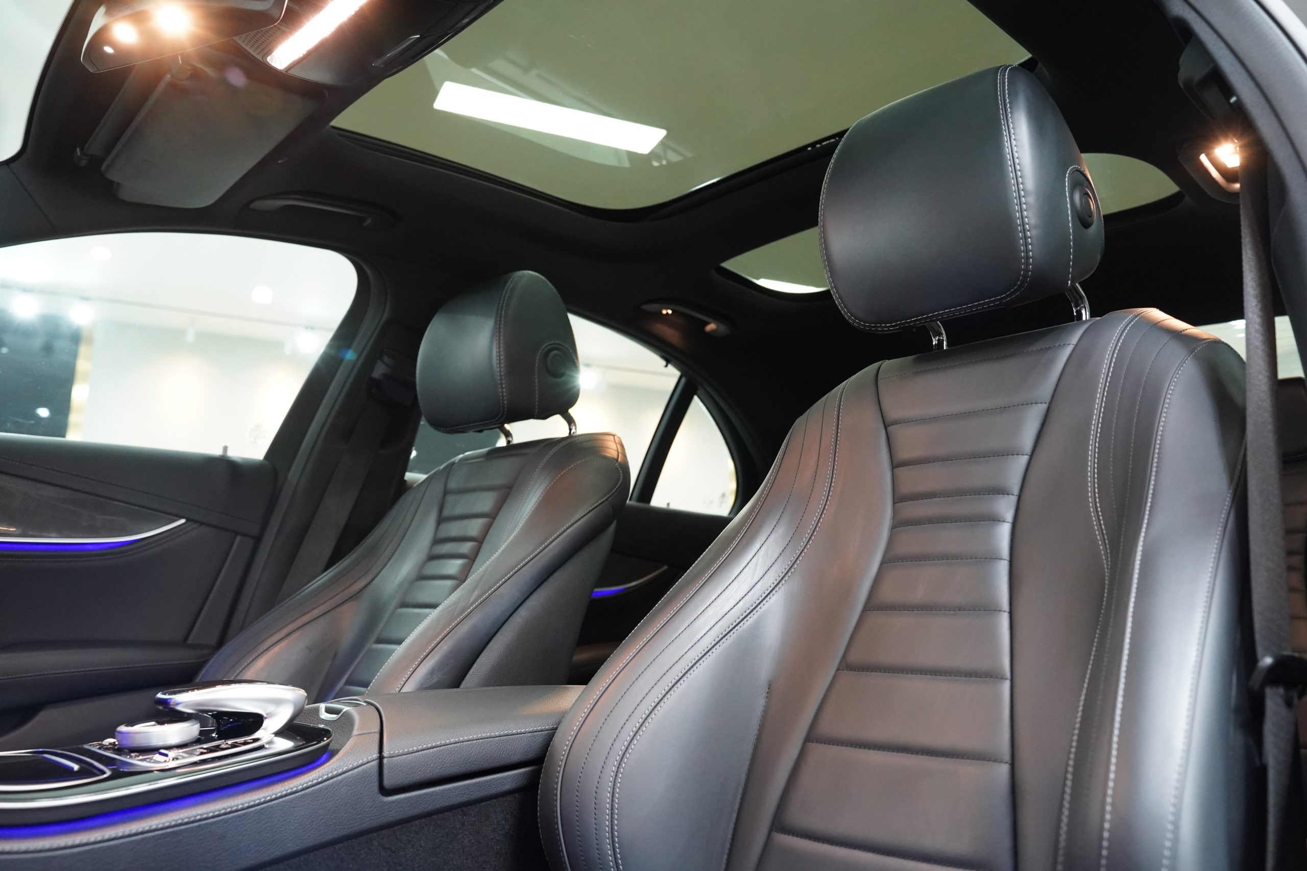 2019 Mercedes-Benz E350e AMG Dynamic (W213) - Image 19