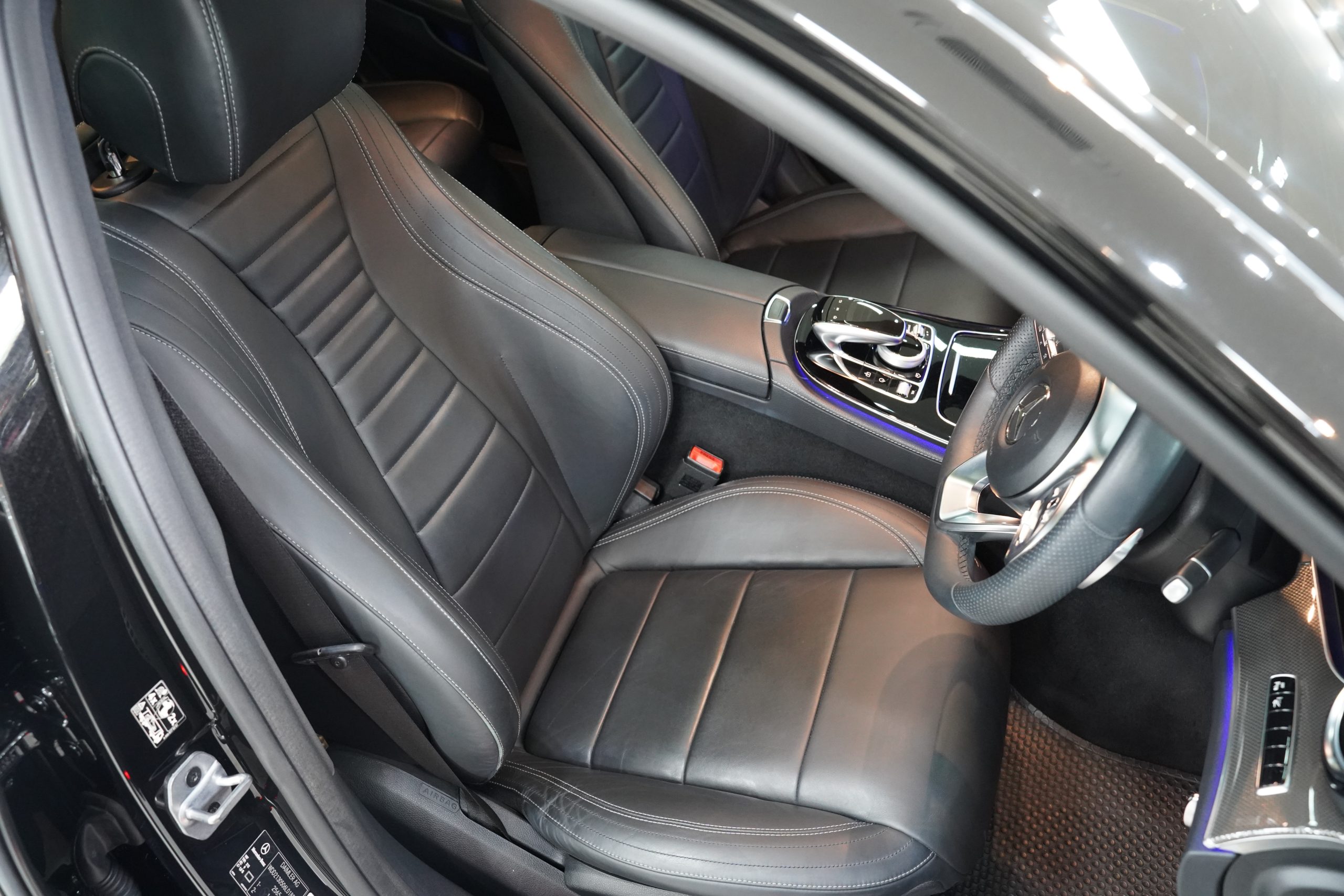 2019 Mercedes-Benz E350e AMG Dynamic (W213) - Image 22