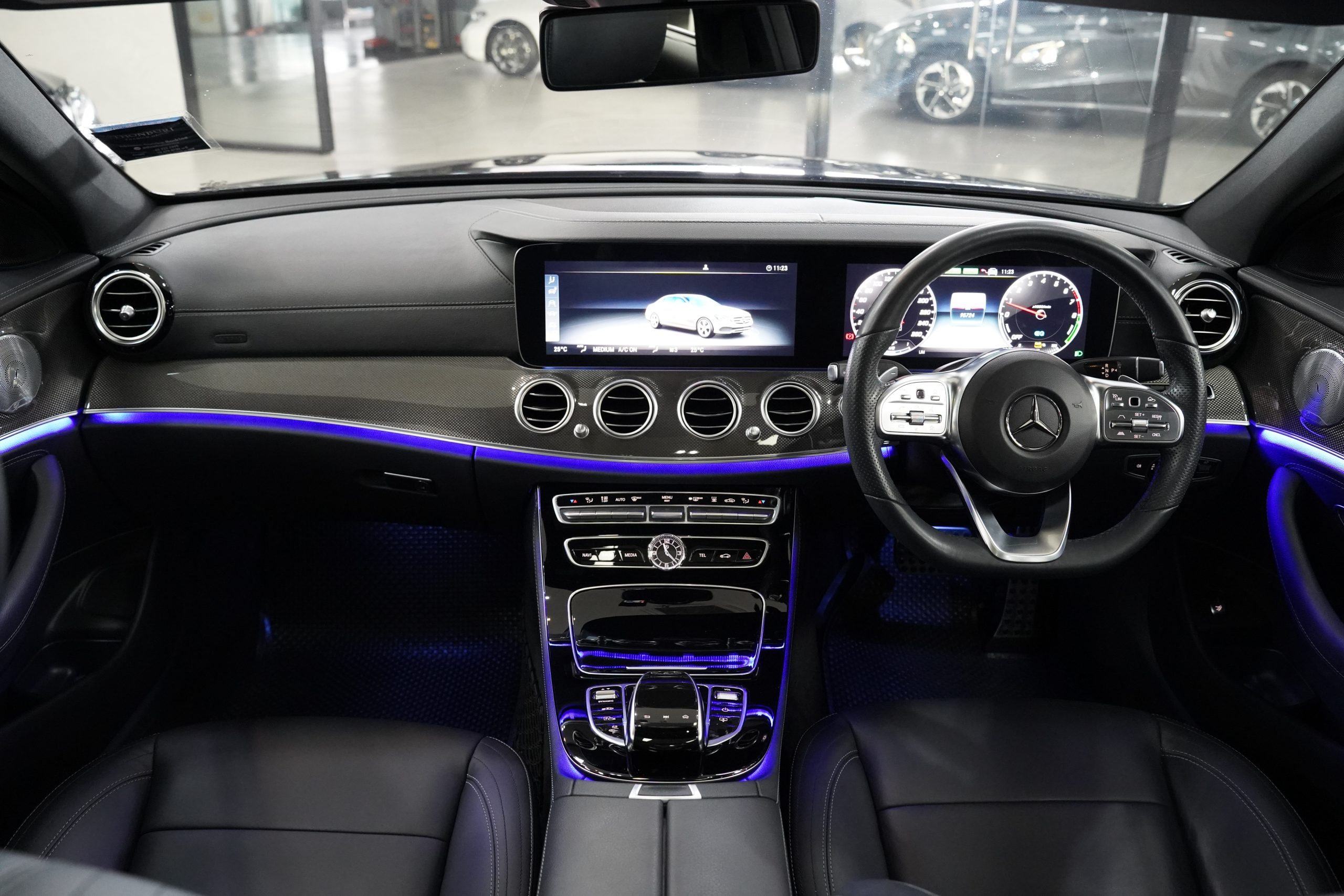 2019 Mercedes-Benz E350e AMG Dynamic (W213) - Image 24