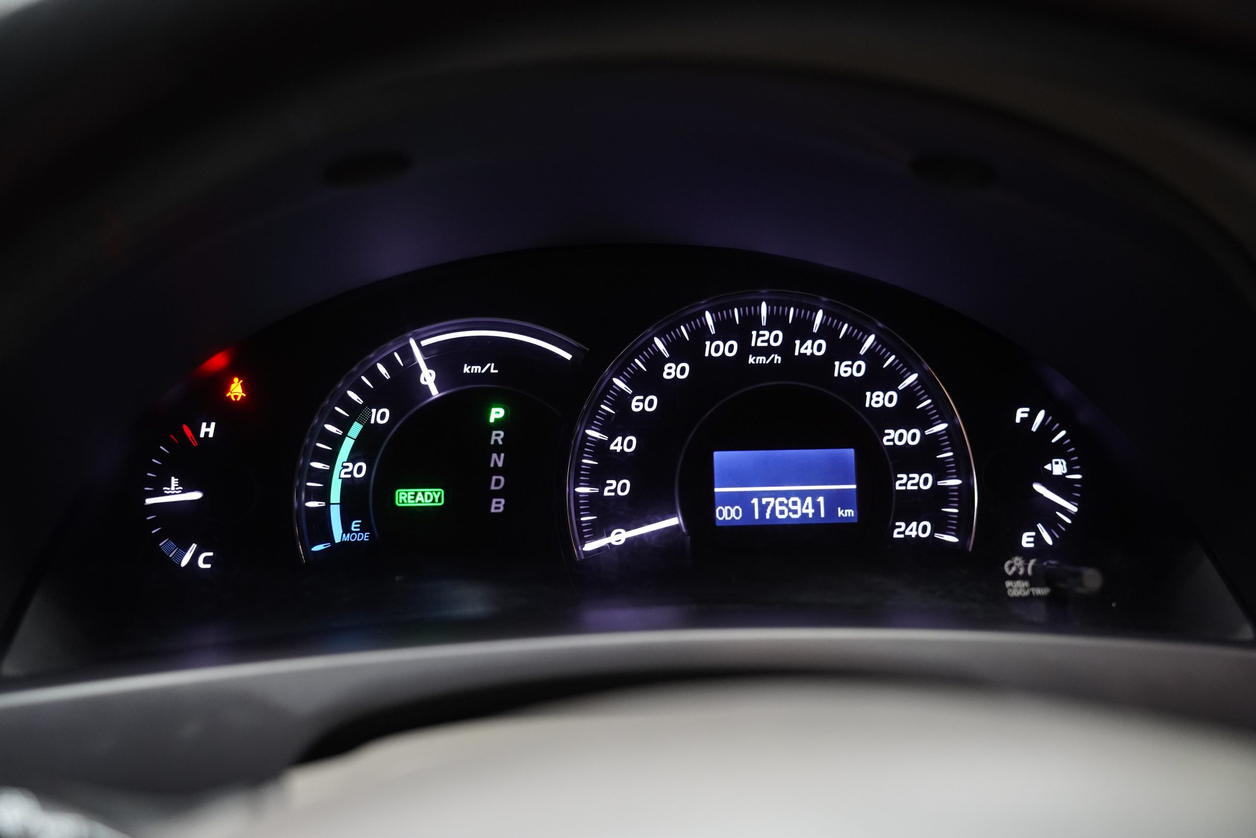2011 TOYOTA CAMRY 2.4 HYBRID - Image 17